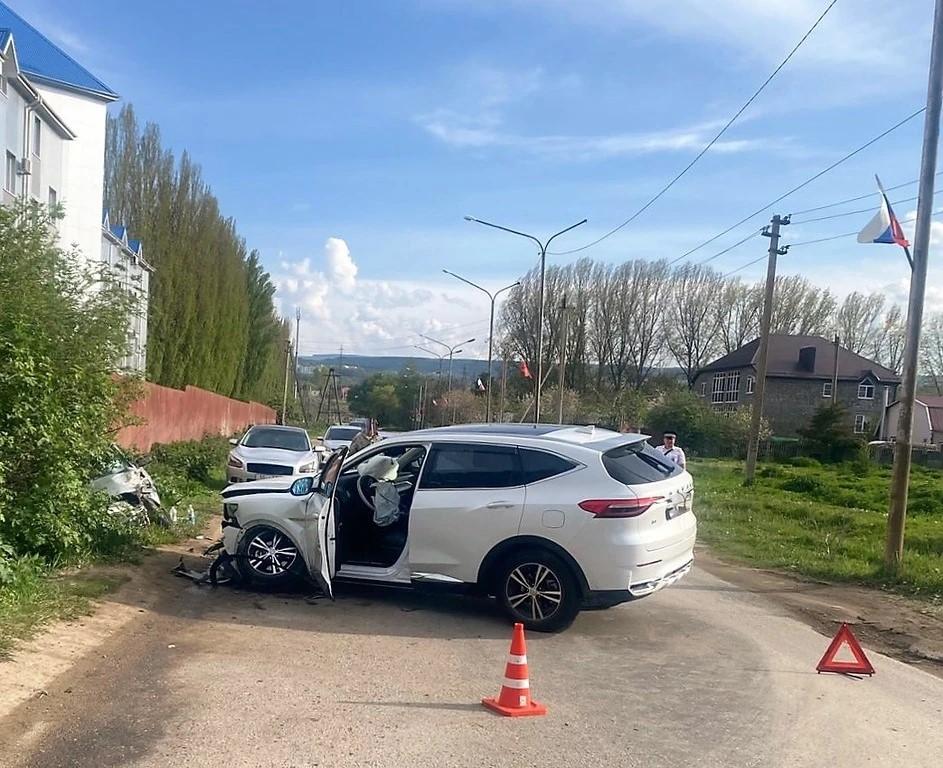 При повороте направо водитель спровоцировала ДТП в Предгорном округе