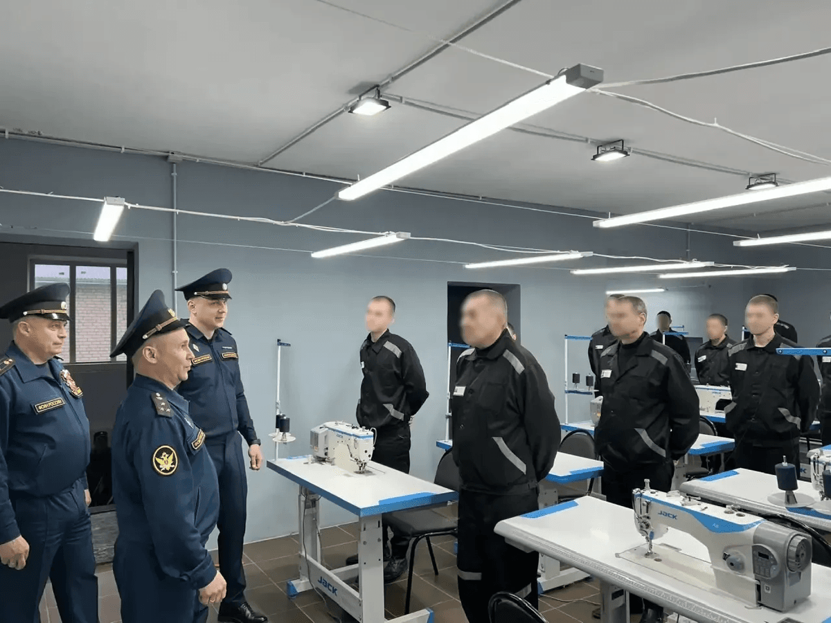 В 11-й ИК строгого режима в Ставрополе открыли новый швейный цех для осужденных