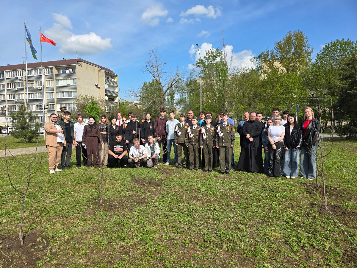 Аллею Памяти высадили в Минводах