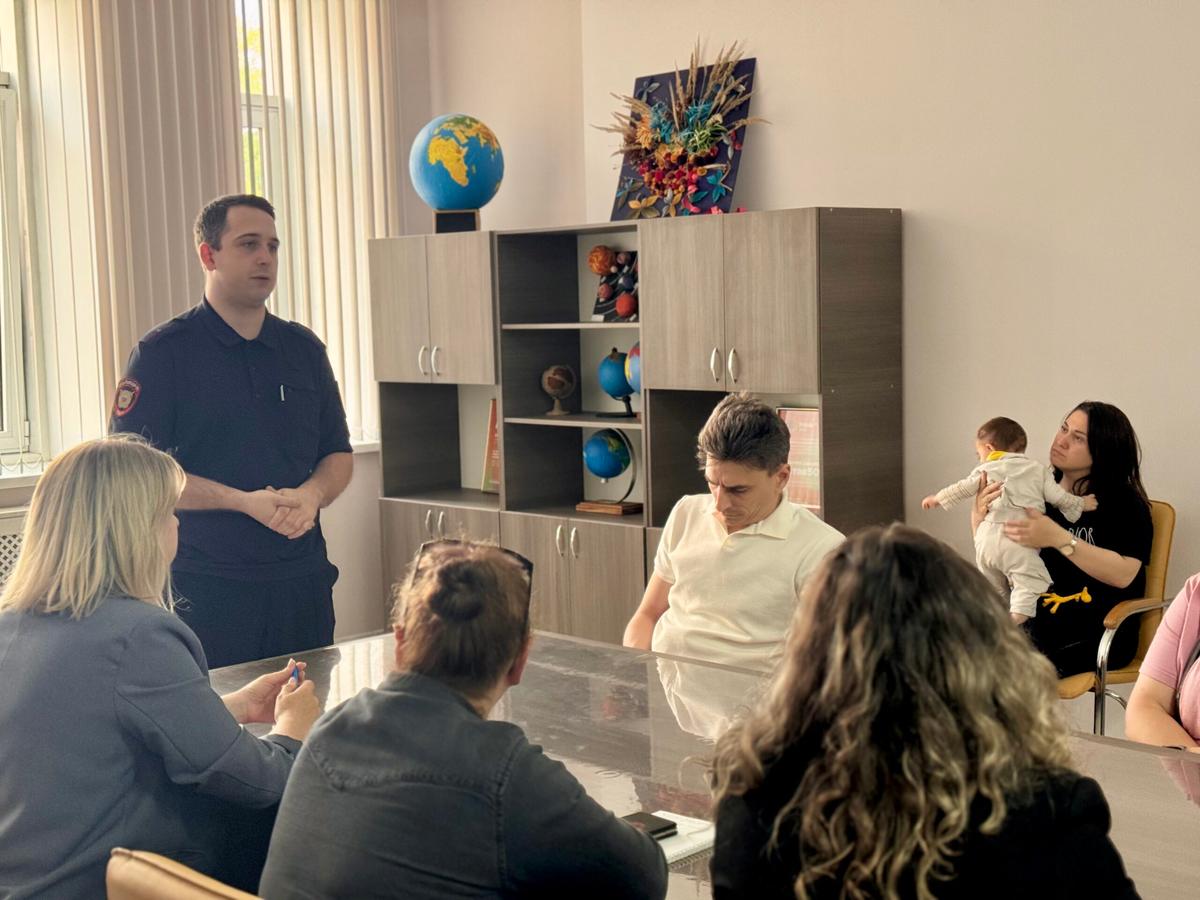 Ставропольские полицейские побеседовали с родителями