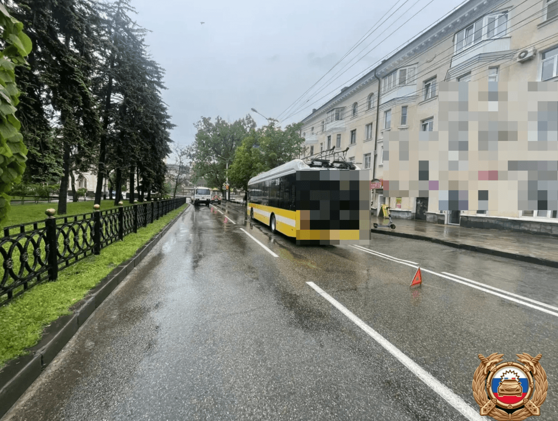Пассажир троллейбуса в Ставрополе получил сотрясение мозга