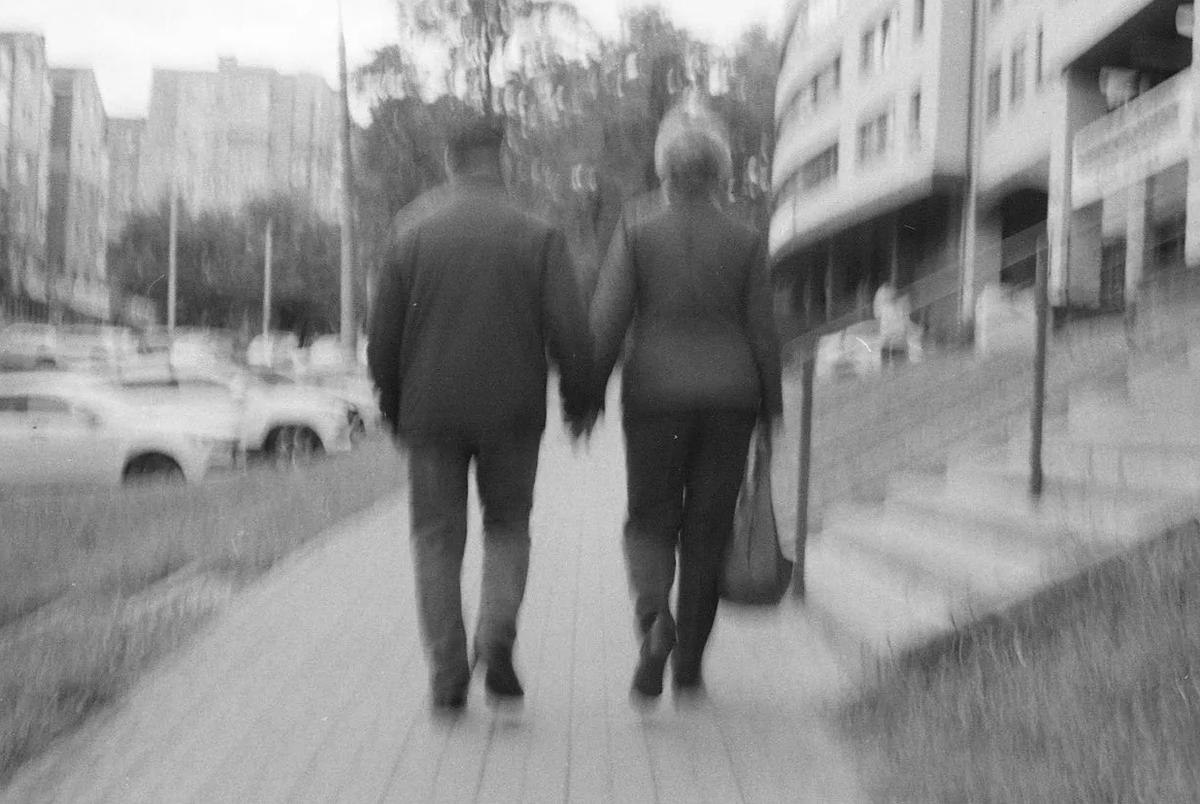 Как Альцгеймер стирает целую жизнь до пустого листа