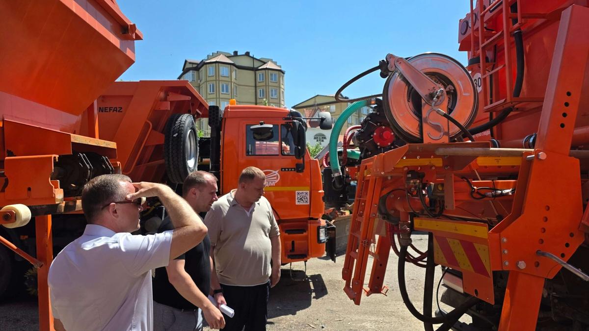 В Предгорном округе обновляют коммунальную технику