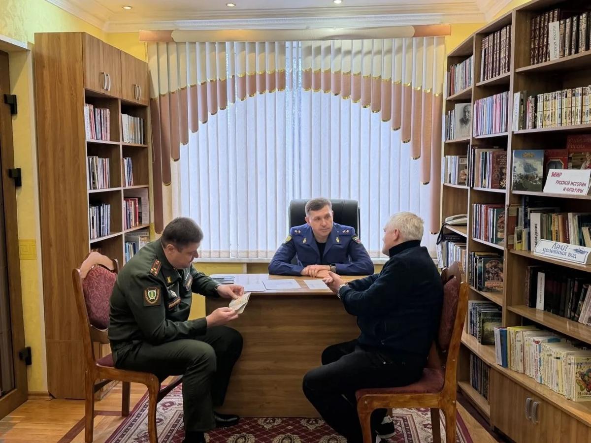 Прокурор Ставрополья встретился с родными участников спецоперации