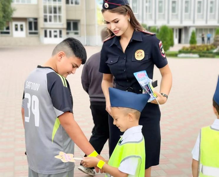 В станице Курской родительский патруль с ЮИД и ГАИ провели акцию «Юный пешеход»