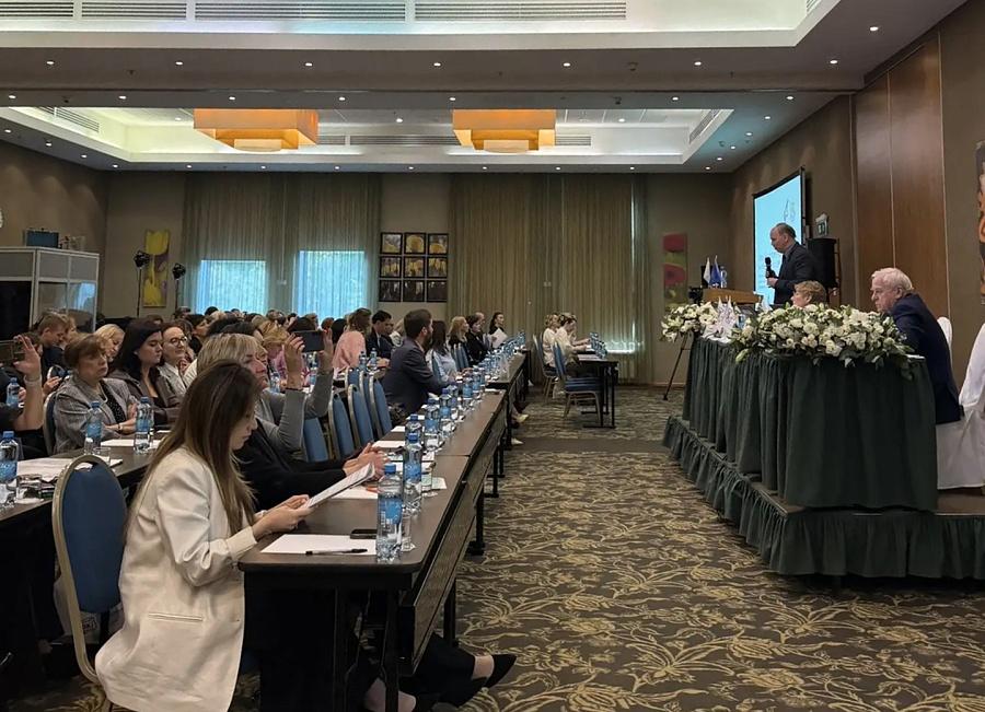 Гастроэнтеролог крайбольницы Ставрополья участвовала в Школе для врачей в Москве