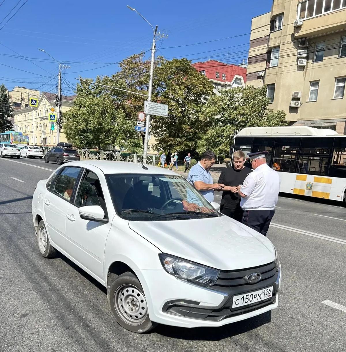 На Ставрополье за 8 рейдов по работе такси оформили 30 материалов о нарушениях