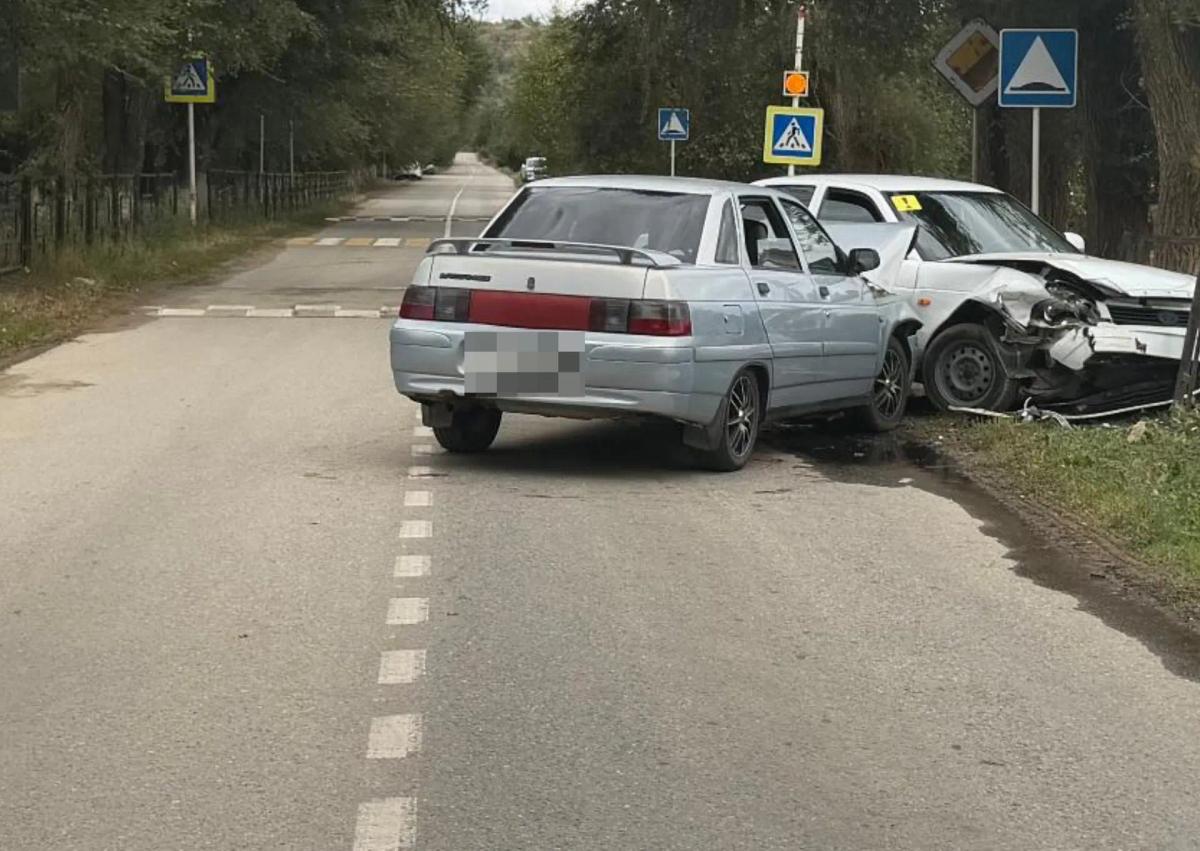 В Светлограде водитель со стажем 14 дней попала в ДТП