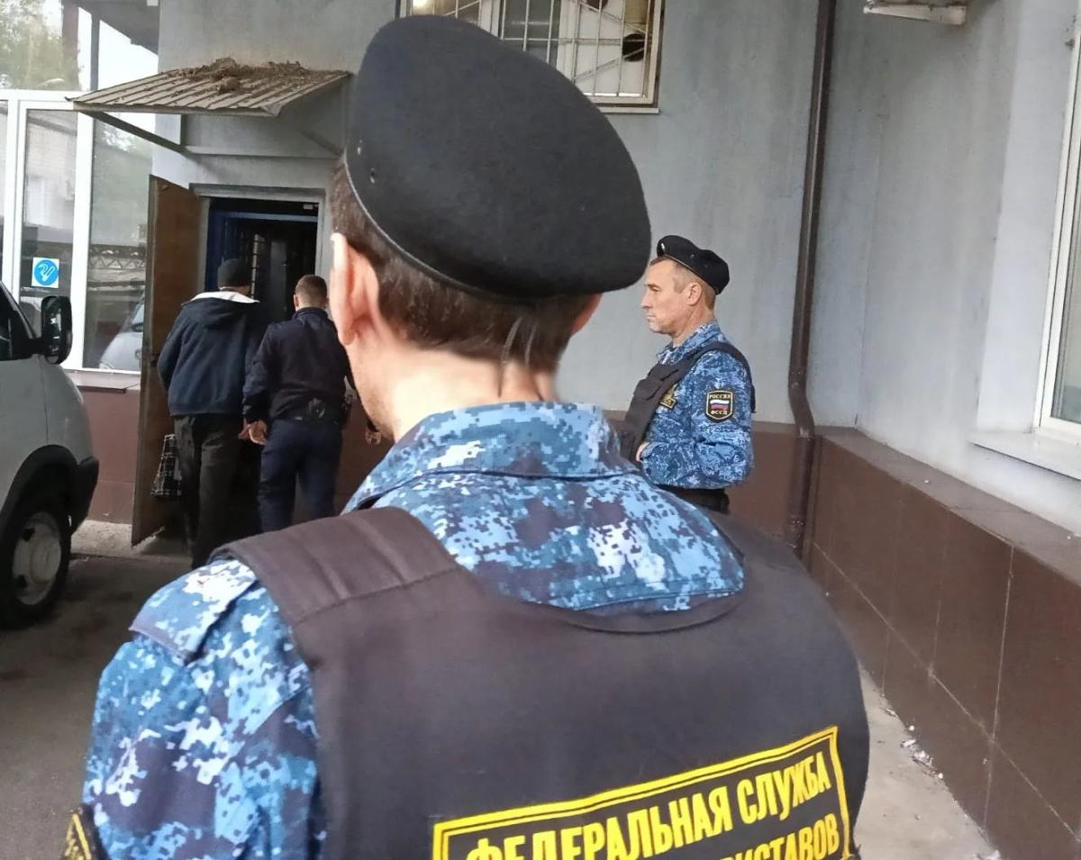В Минводах алиментщика отправили на обязательные работы