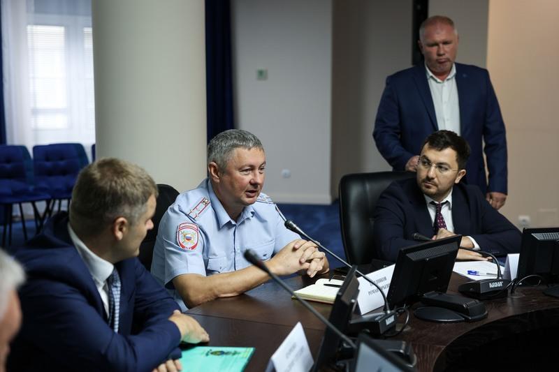 В Ставрополе участниками круглого стола стали студенты, педагоги и полицейские