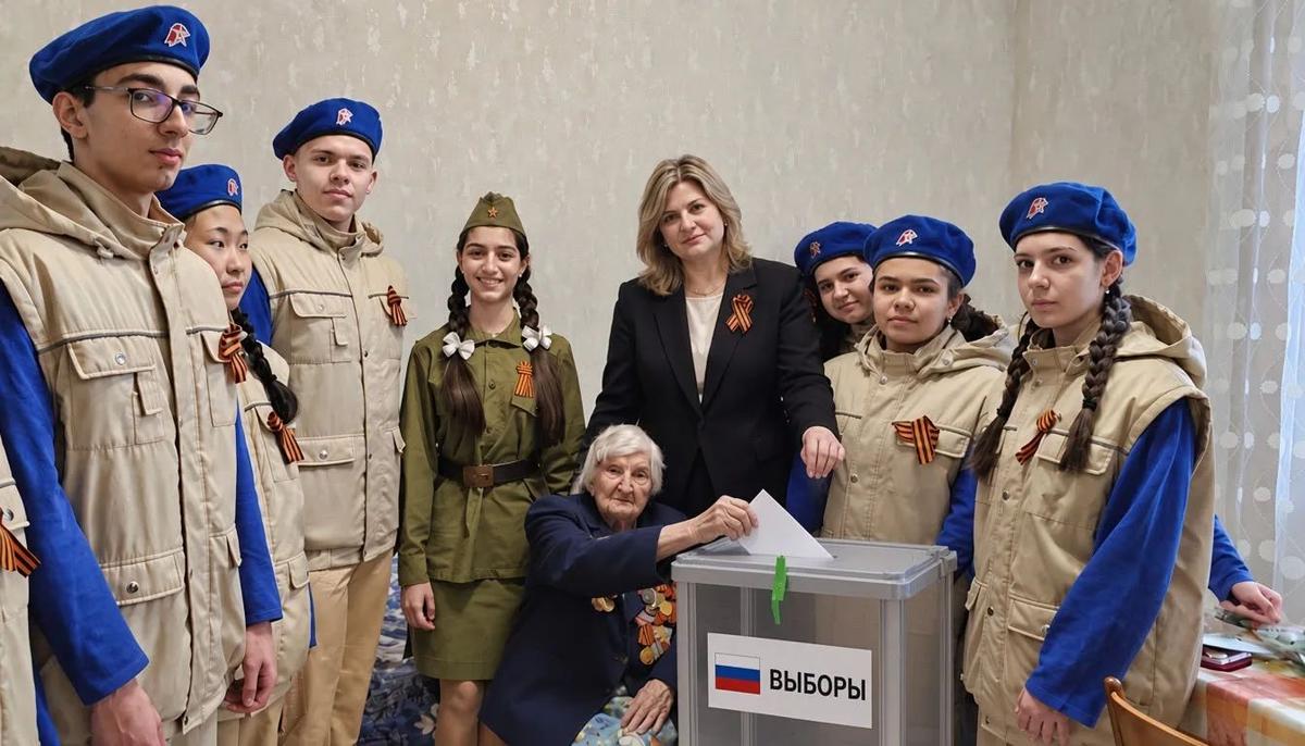 На Ставрополье 103-летняя ветеран проголосовала на выборах