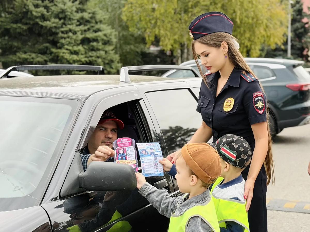 В Курском округе автоинспекторы провели рейд «Дети – пассажиры»