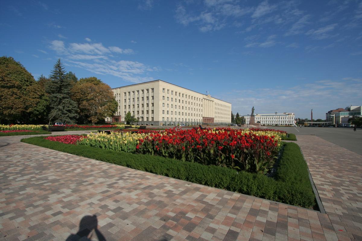 К 250-летию Ставрополя обновят центральные площади и построят сквер