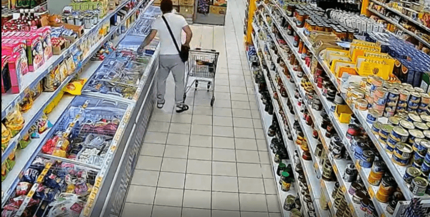 В Железноводске полицейские установили подозреваемого в краже товаров