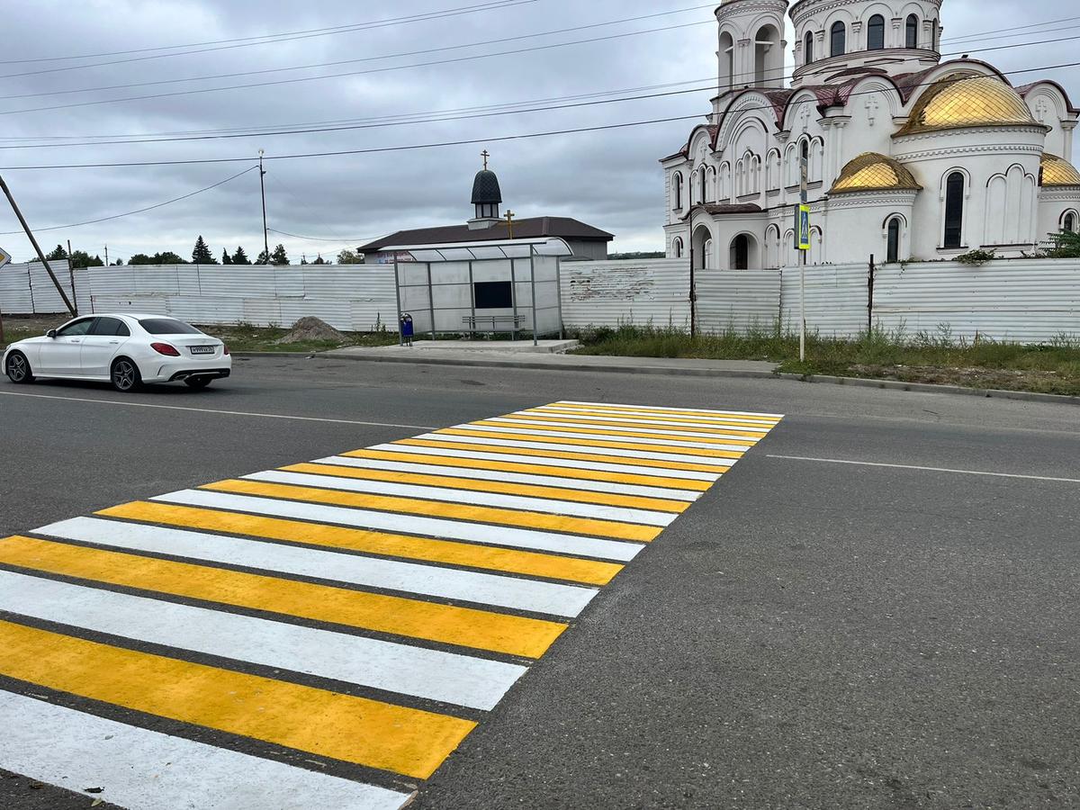 В Предгорье обновили разметку 70 пешеходных переходов в 17 населенных пунктах