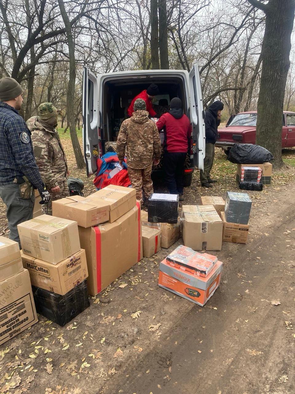 Гуманитарную помощь в четыре новых региона доставила глава Андроповского округа