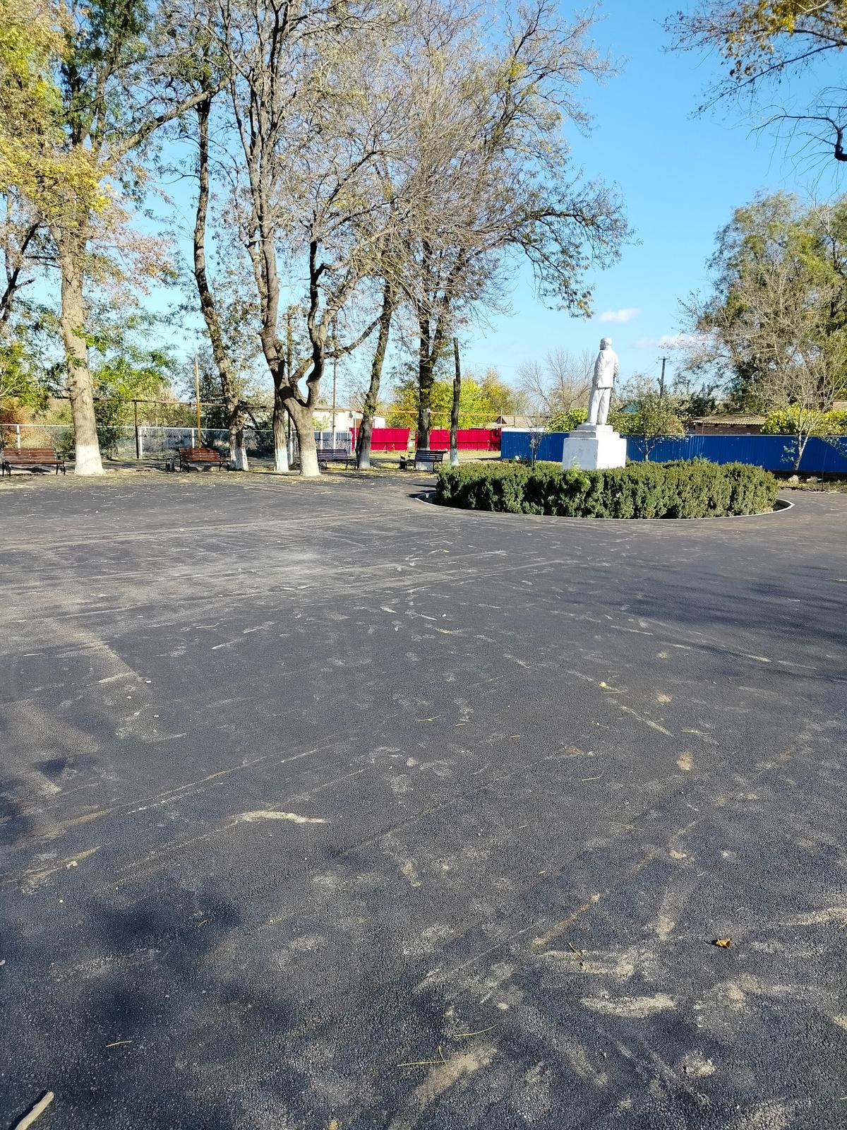 В посёлке Южном Новоалександровского округа обустроили детскую площадку