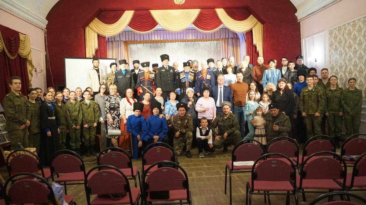 Вечер памяти в Ставрополе посвятили старикам городского казачьего общества