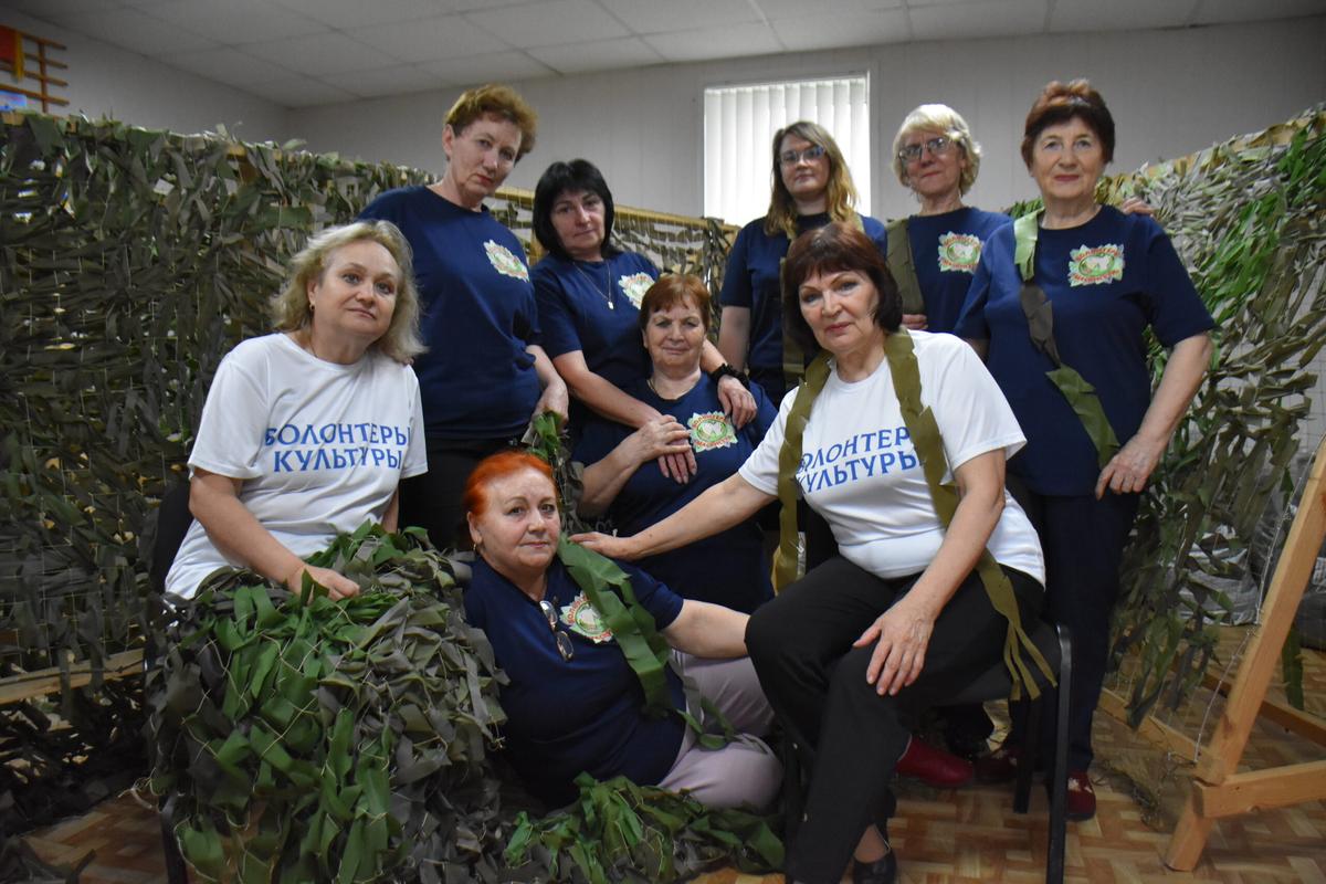 Более 1000 маскировочных сетей создали волонтёры Апанасенковского округа