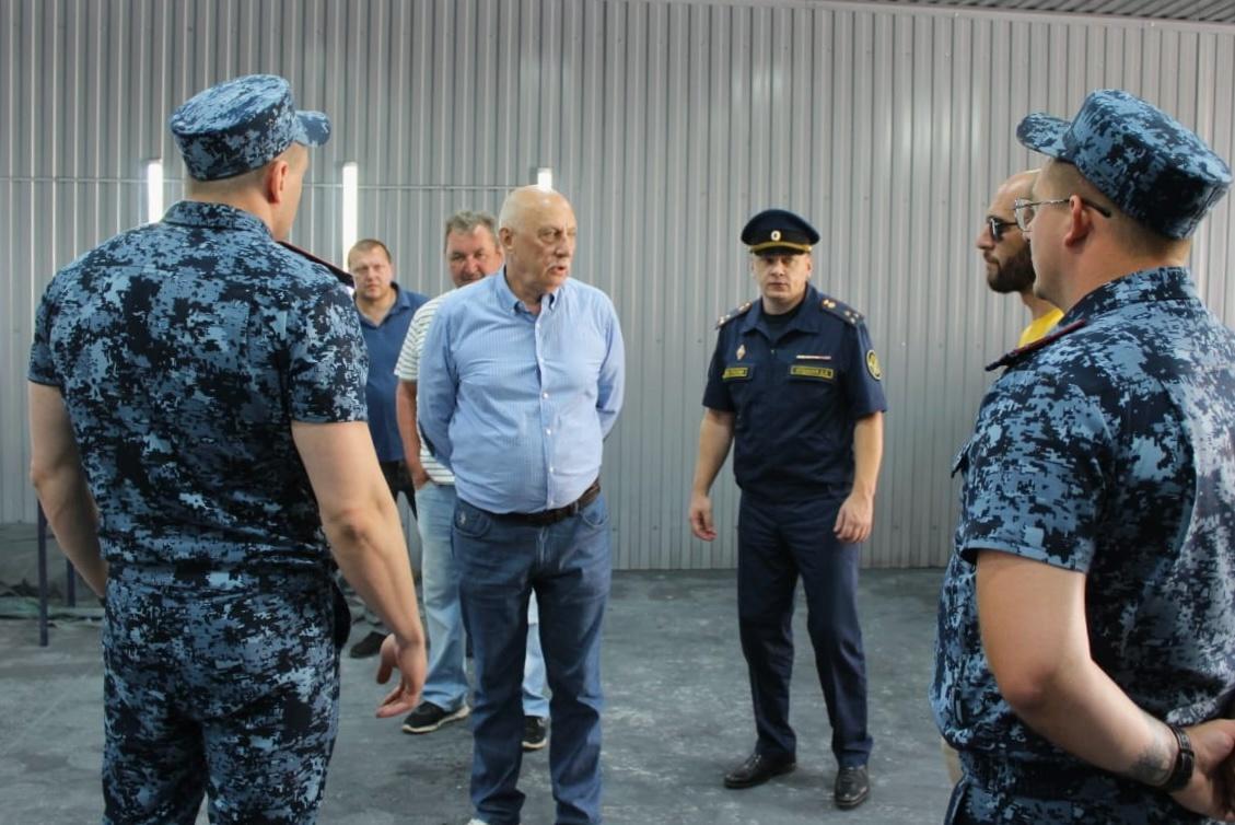 Строгую колонию в Ставрополе посетили представители наблюдательной комиссии края