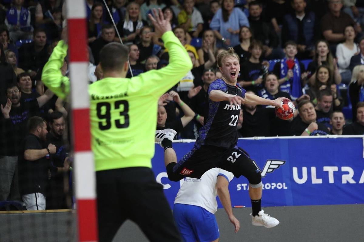 Ставропольский «Виктор» обыграл чемпиона России по гандболу