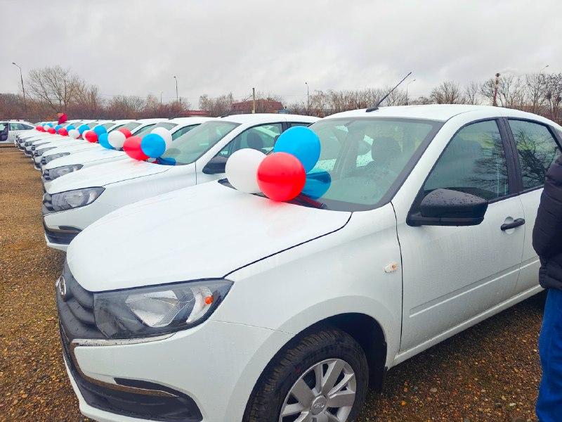 23 ставропольца, пострадавшие на производстве, получили новые спецавто