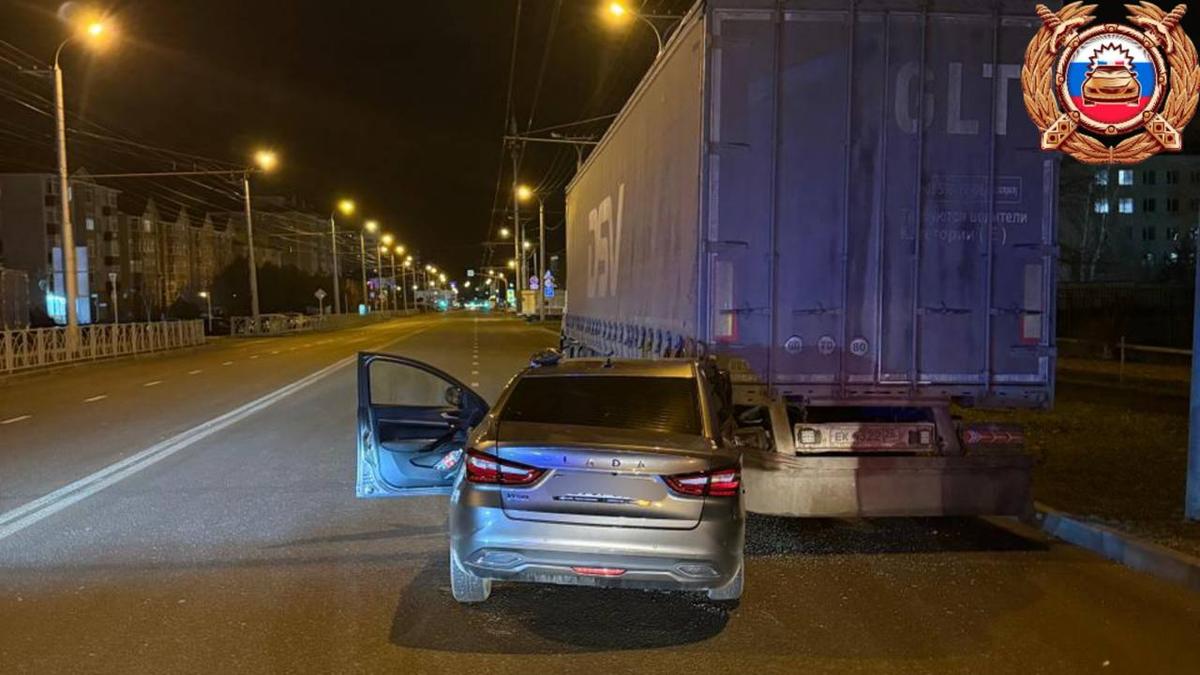 Регулярно нарушающий правила водитель получил травмы в ДТП в Ставрополе