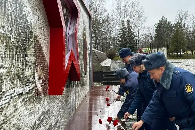 Ставропольские сотрудники УИС почтили память героев Отечества