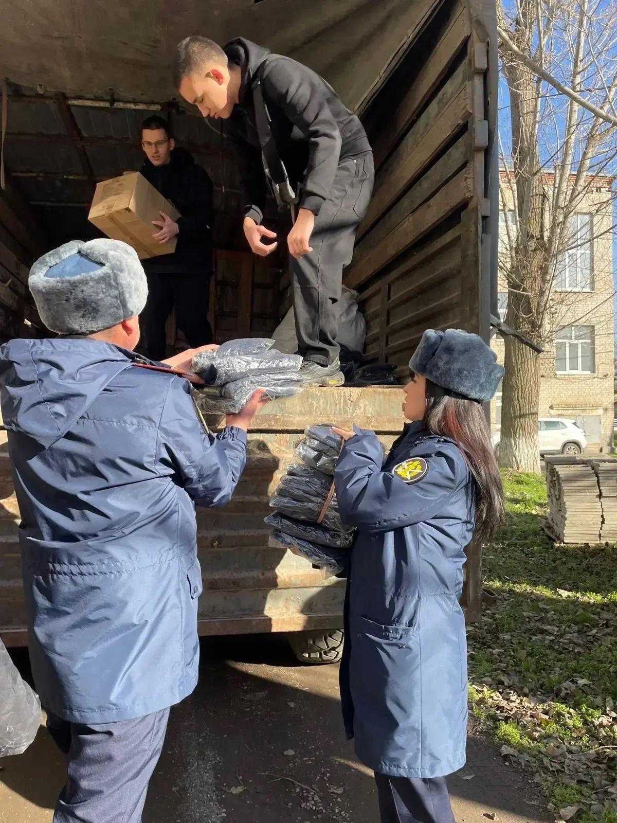 Сотрудники УИС из Ставрополья отправили в зону СВО очередной гумконвой