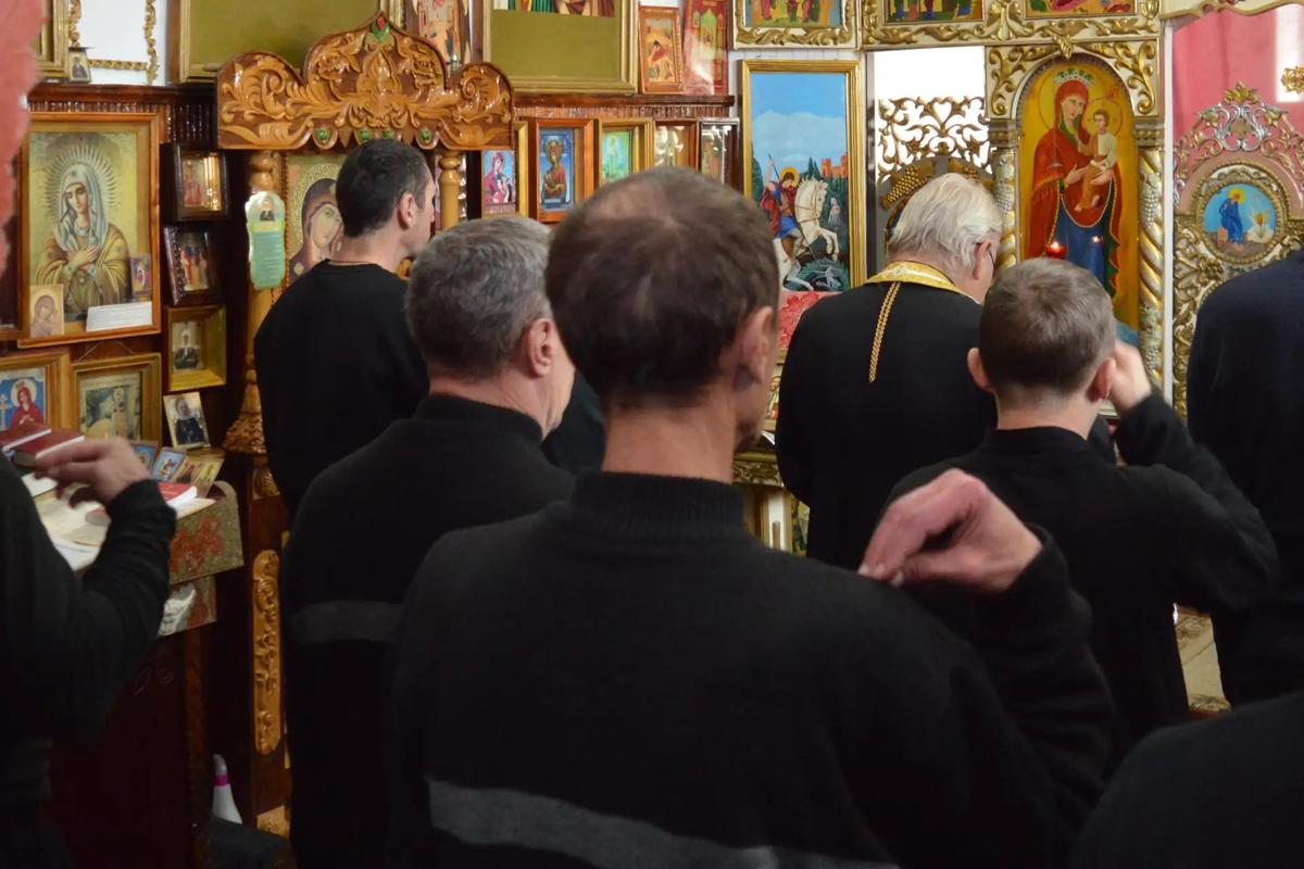 В учреждениях УИС на Ставрополье традиционно отметили Крещение Господне