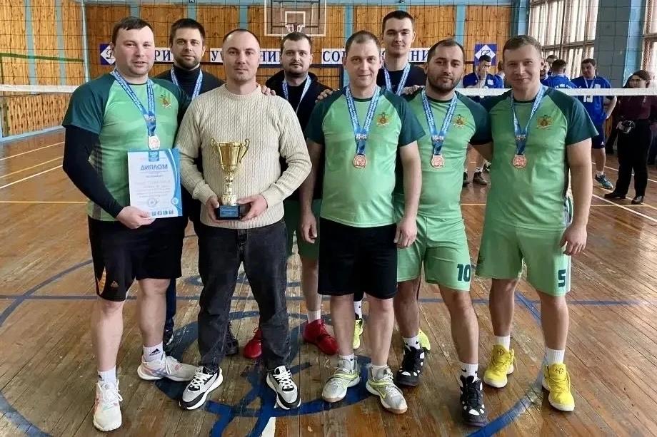Сотрудники УФСИН Ставропольского края заняли третье место по волейболу