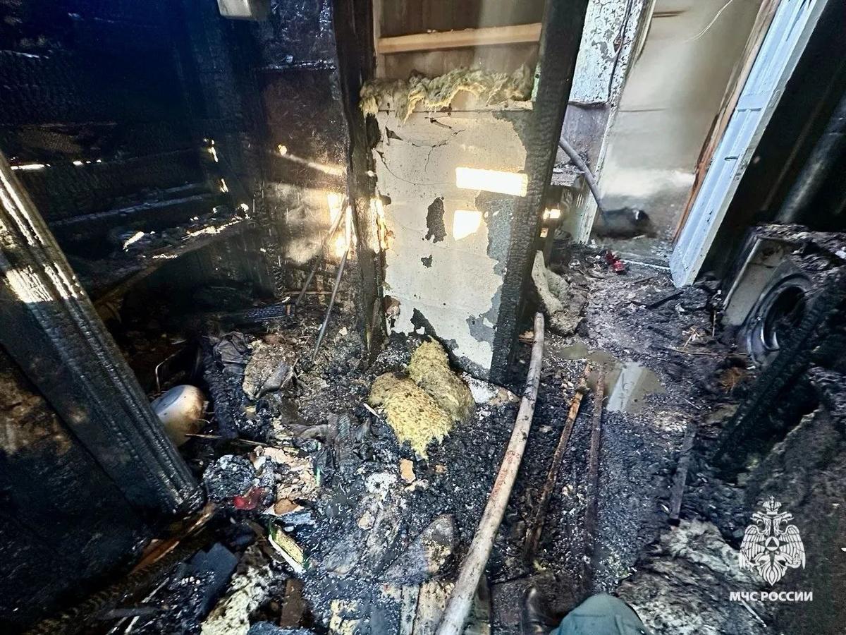 В Коммунаре произошел пожар в МКД, предварительно — из-за электропроводки