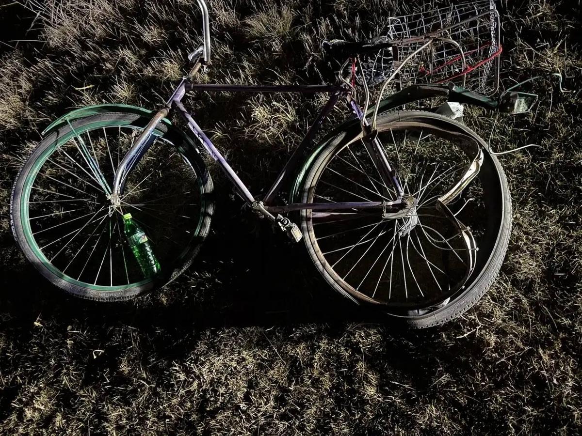 В Кочубеевском округе сбили виляющую пьяную велосипедистку