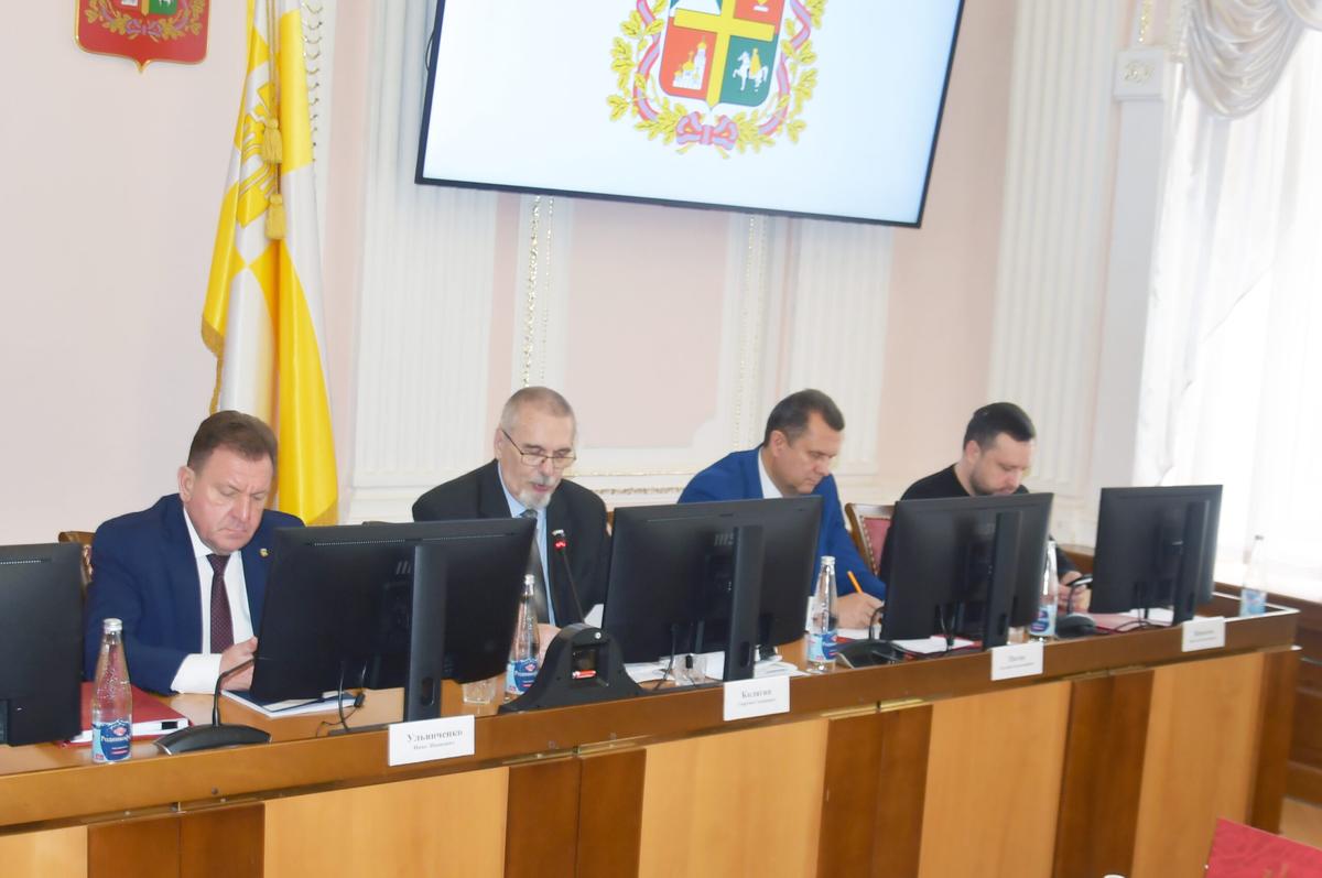 Бюджет увеличен на 1,6 млрд рублей