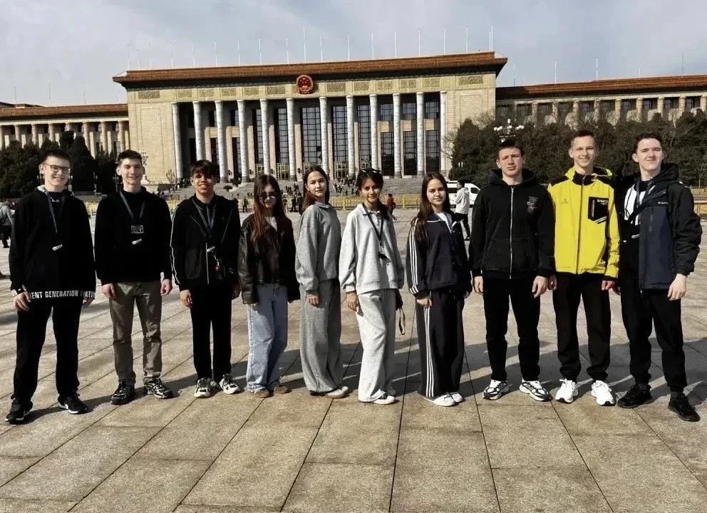 Танцевальный коллектив из Пятигорска покорил сцену Китая