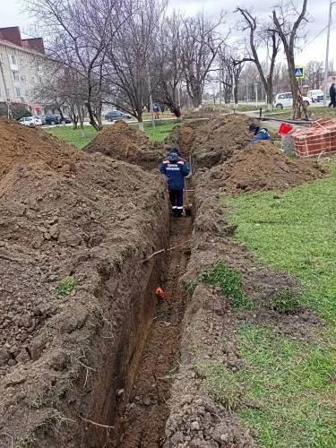 В селе Донском полным ходом идет обновление ветхой разводящей водопроводной сети