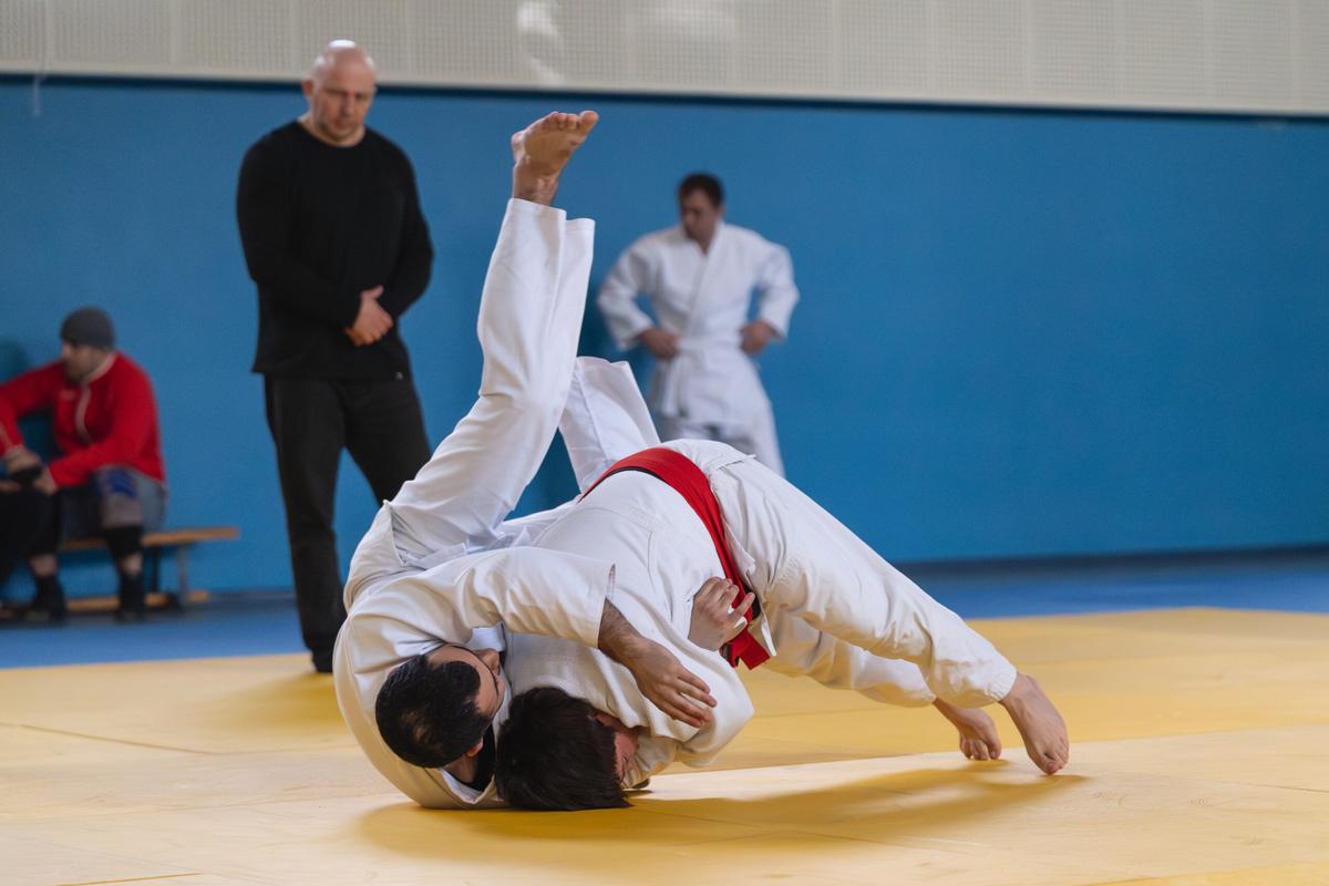 Соревнования по дзюдо в Ставрополе объединили полсотни полицейских региона