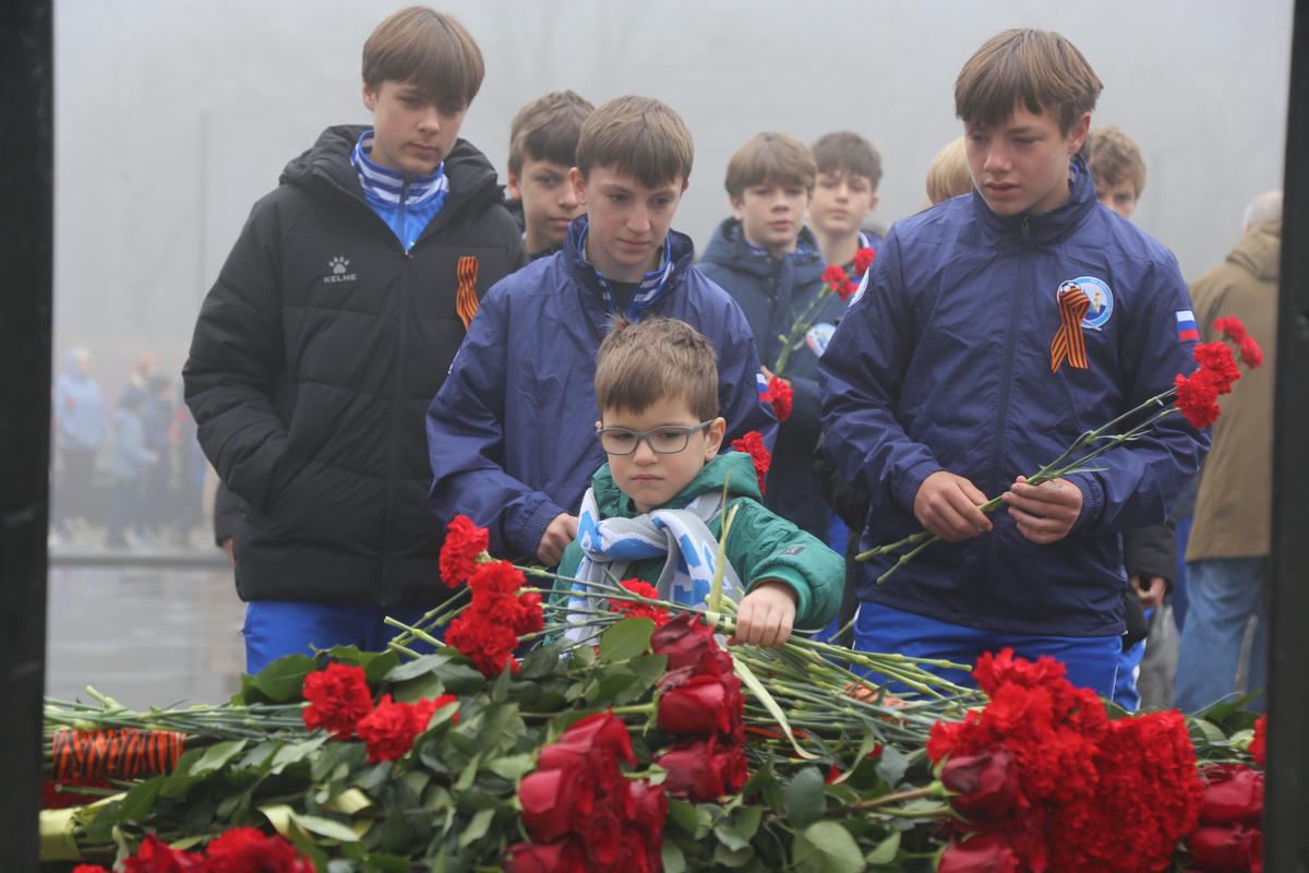 В Ставрополе открыли юбилейный футбольный турнир памяти Духина