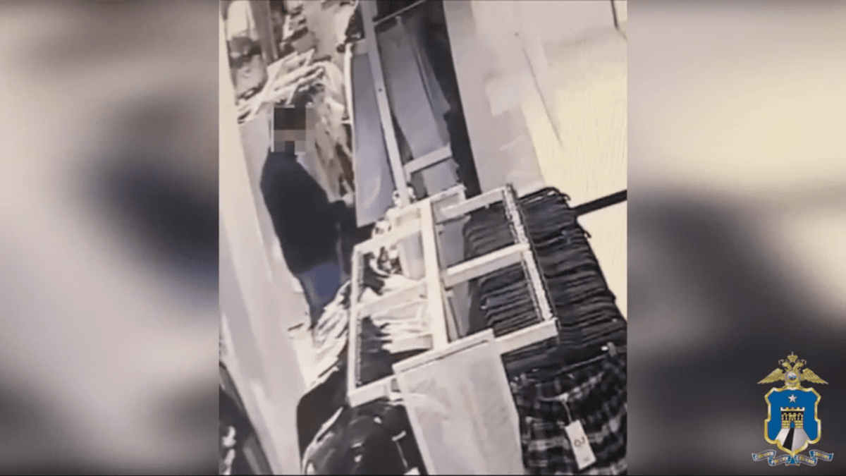 В Пятигорске приезжего подозревают в краже одежды на 55 тысяч
