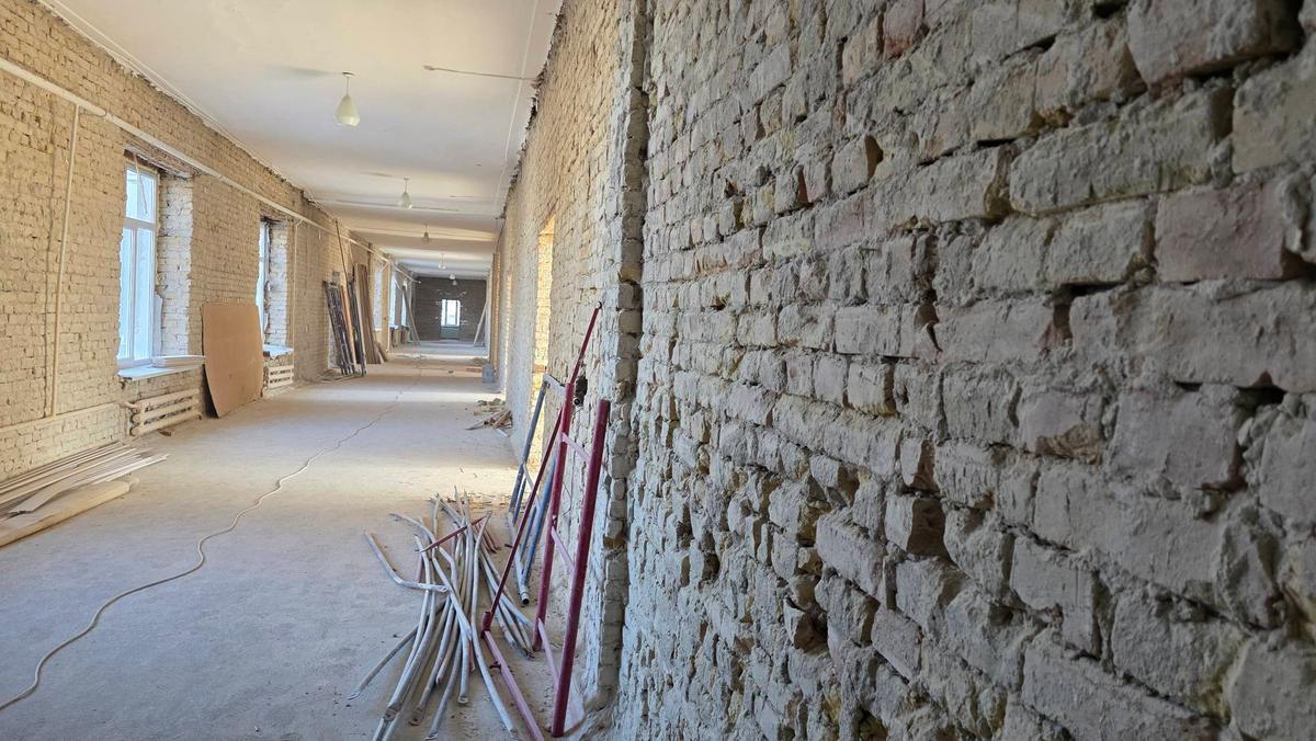 В станице Суворовской на Ставрополье на треть завершен ремонт школы