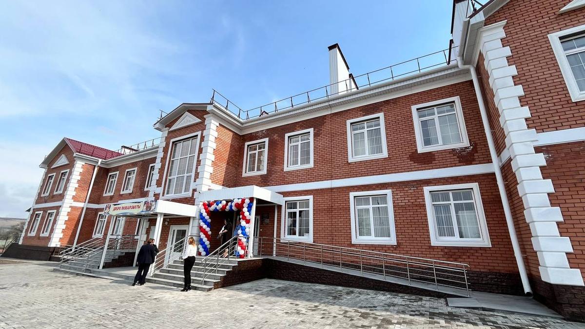 Для 2000 выпускников Предгорья завтра прозвучит последний звонок