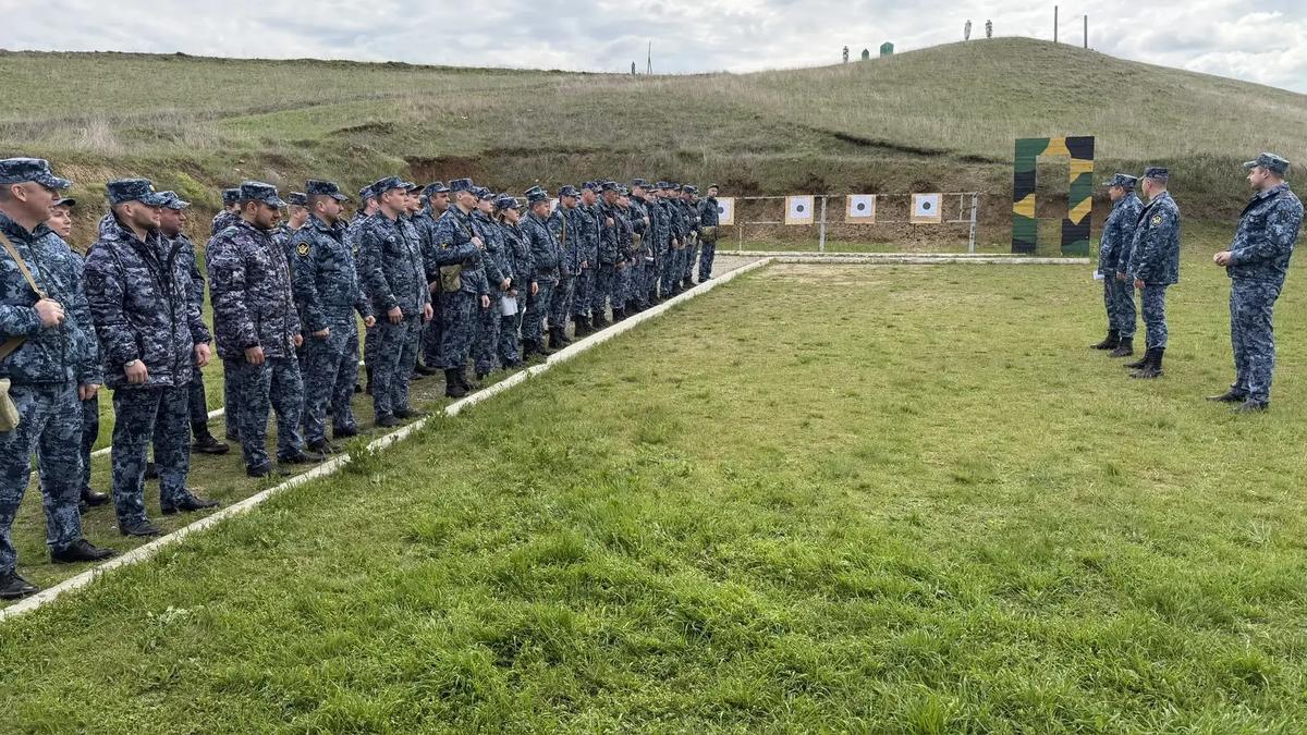 На Ставрополье подразделения УИС состязались в служебном двоеборье