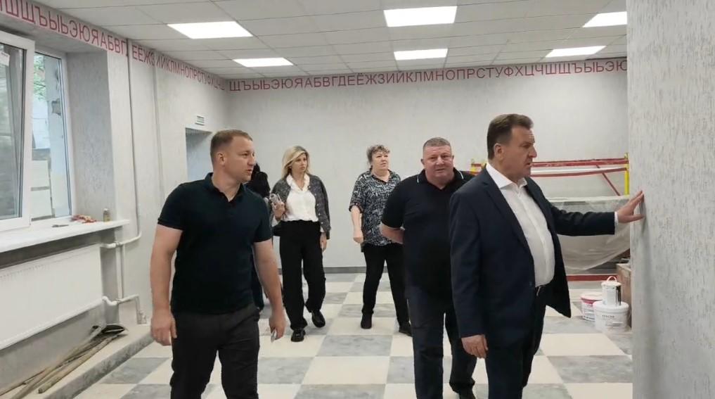 В Ставрополе готовятся к оформлению две обновленные библиотеки