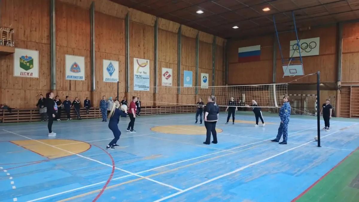 На Ставрополье состоялось соревнование по волейболу среди осужденных женщин