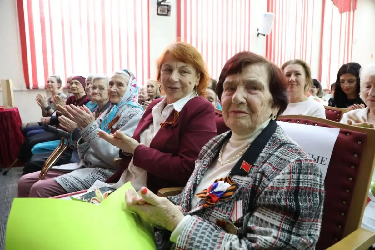 Память, объединяющая поколения