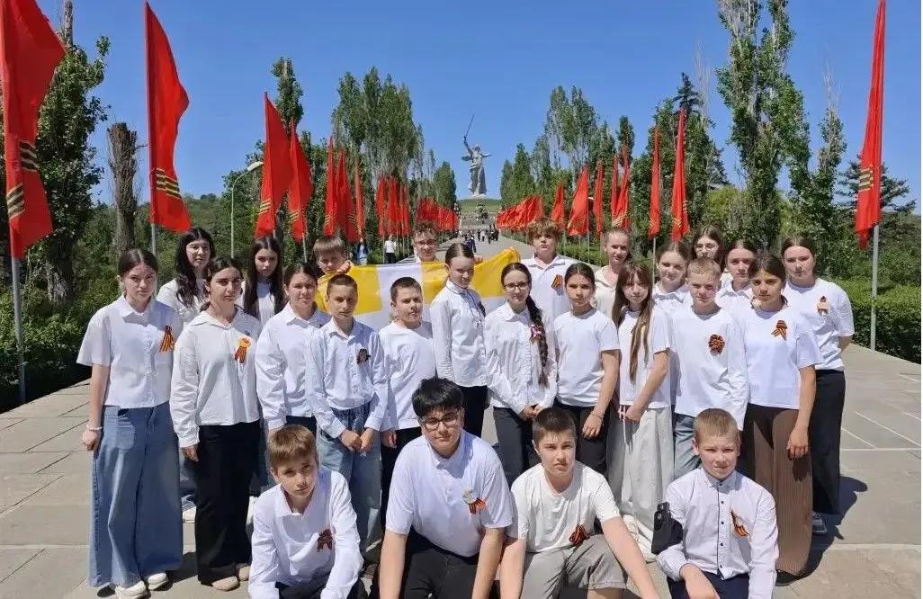 Юные ставропольчане стали гостями города-героя Волгограда