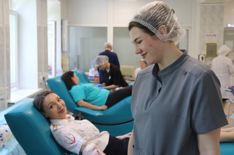 К Международному дню донора полиция сдала кровь для медучреждений Ставрополья