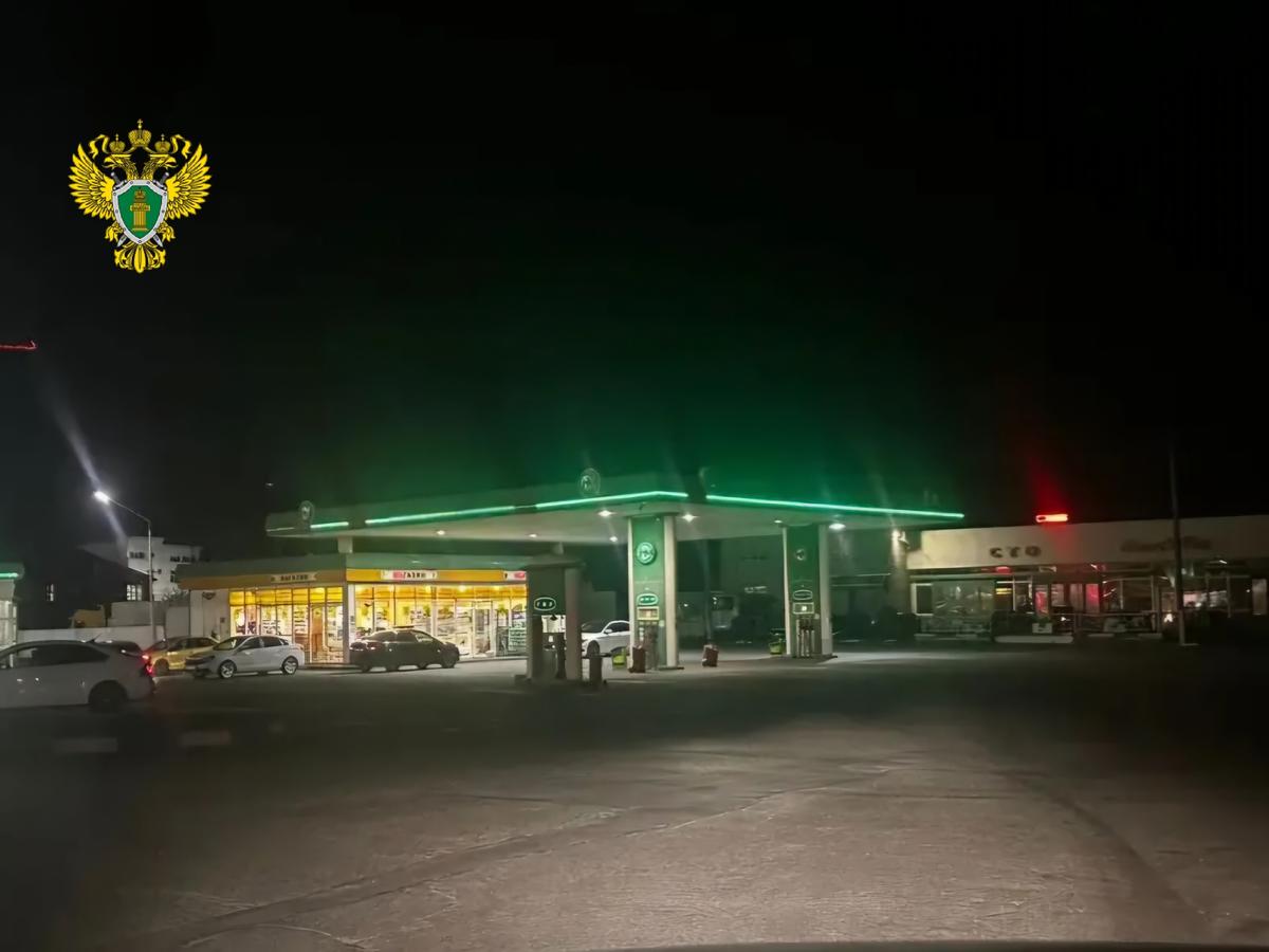 По требованию прокуратуры в Ставрополе снесут две незаконные АЗС
