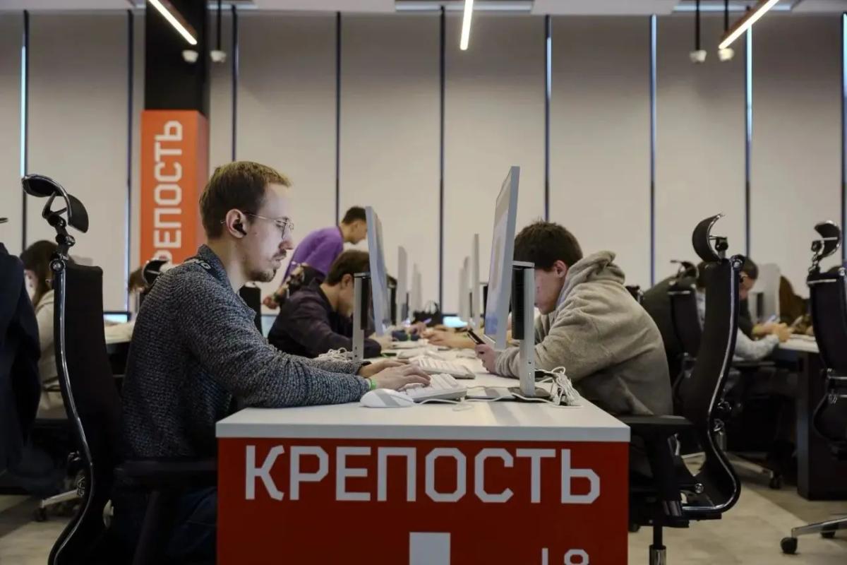 На Ставрополье в кампусе школы 21 стартовал второй летний «бассейн»