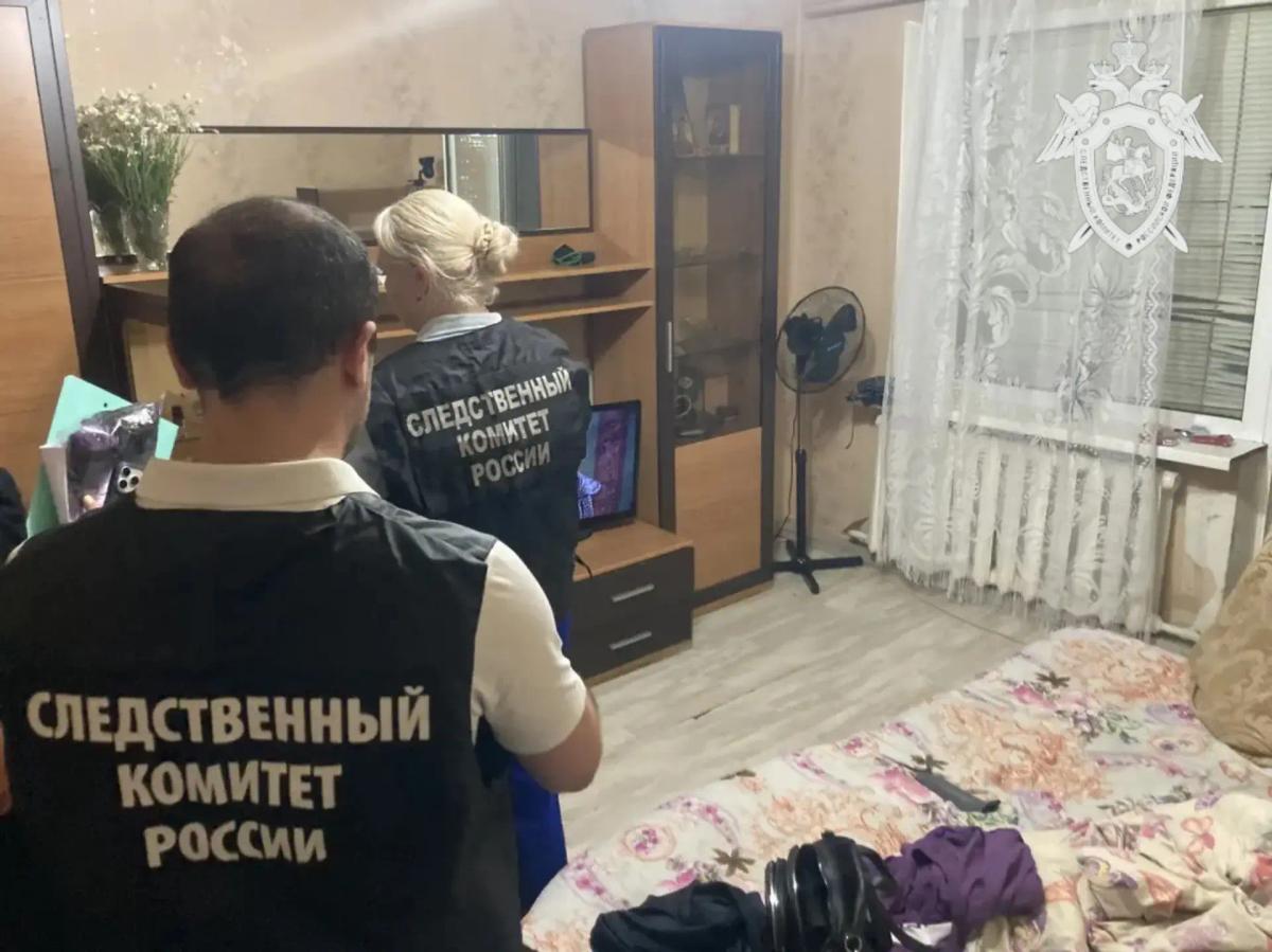 В многоэтажке в Ставрополе 41-летняя женщина из-за ревности убила знакомого
